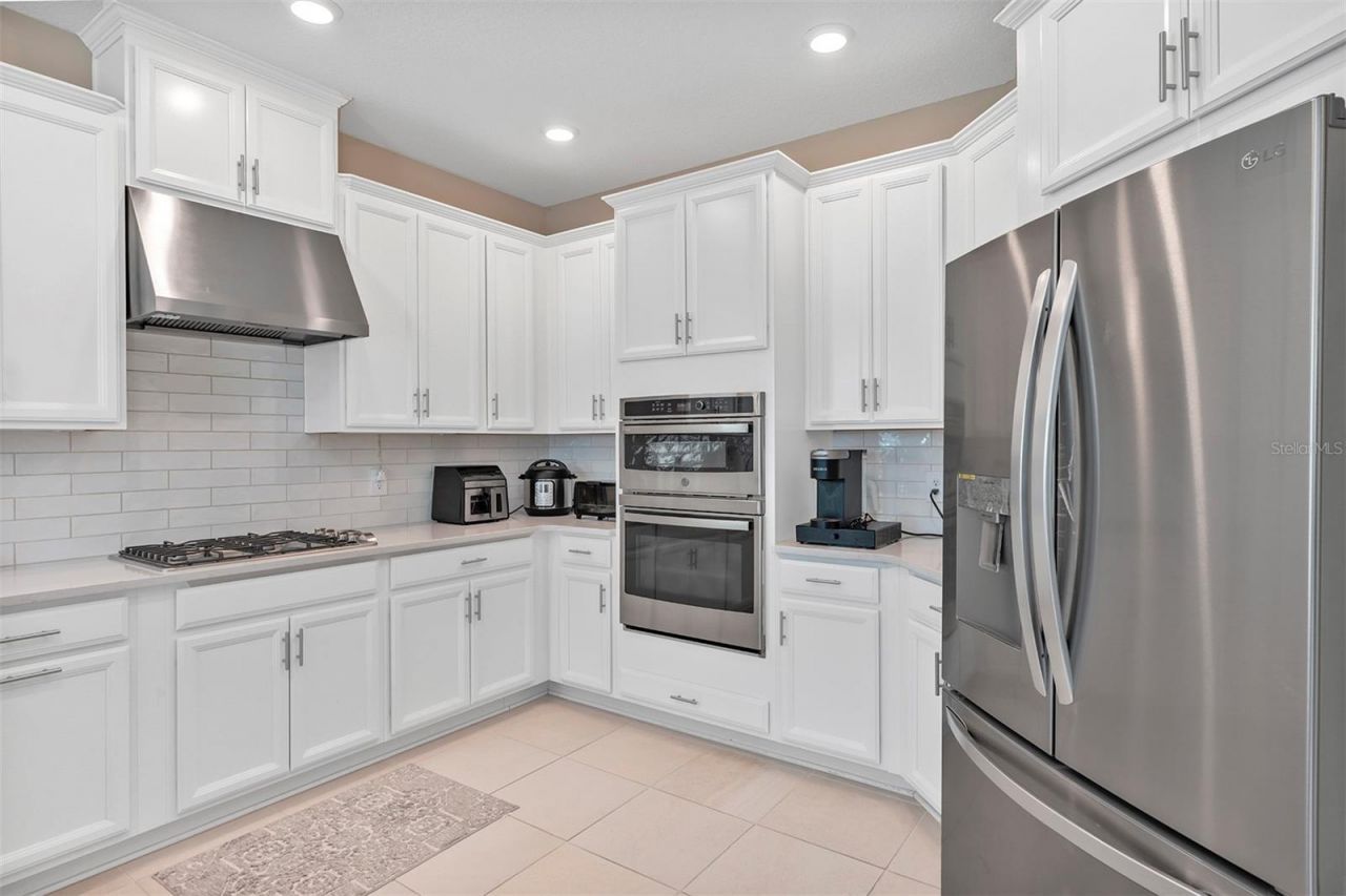2722 Surf Top Road, Clermont, FL 34711