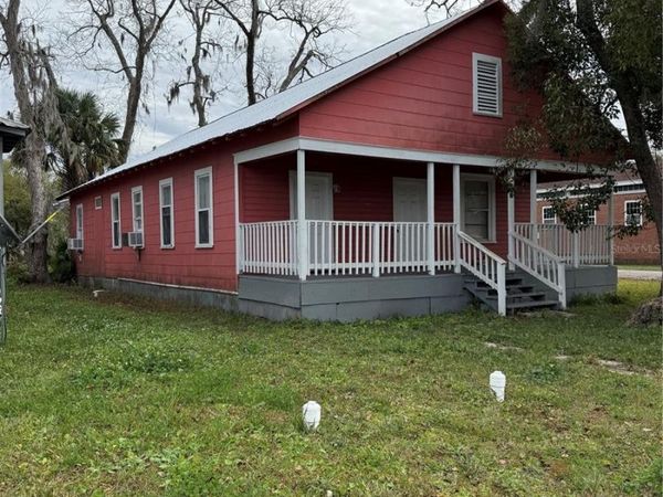 226 S THOMPSON STREET, STARKE, FL 32091