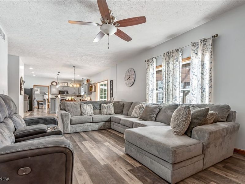 114 Hemlock Avenue, Waynesburg, OH 44688 Photo 15