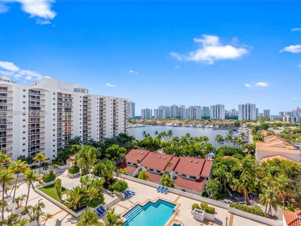 3598 Yacht Club Dr, Unit 1003, Aventura, FL 33180