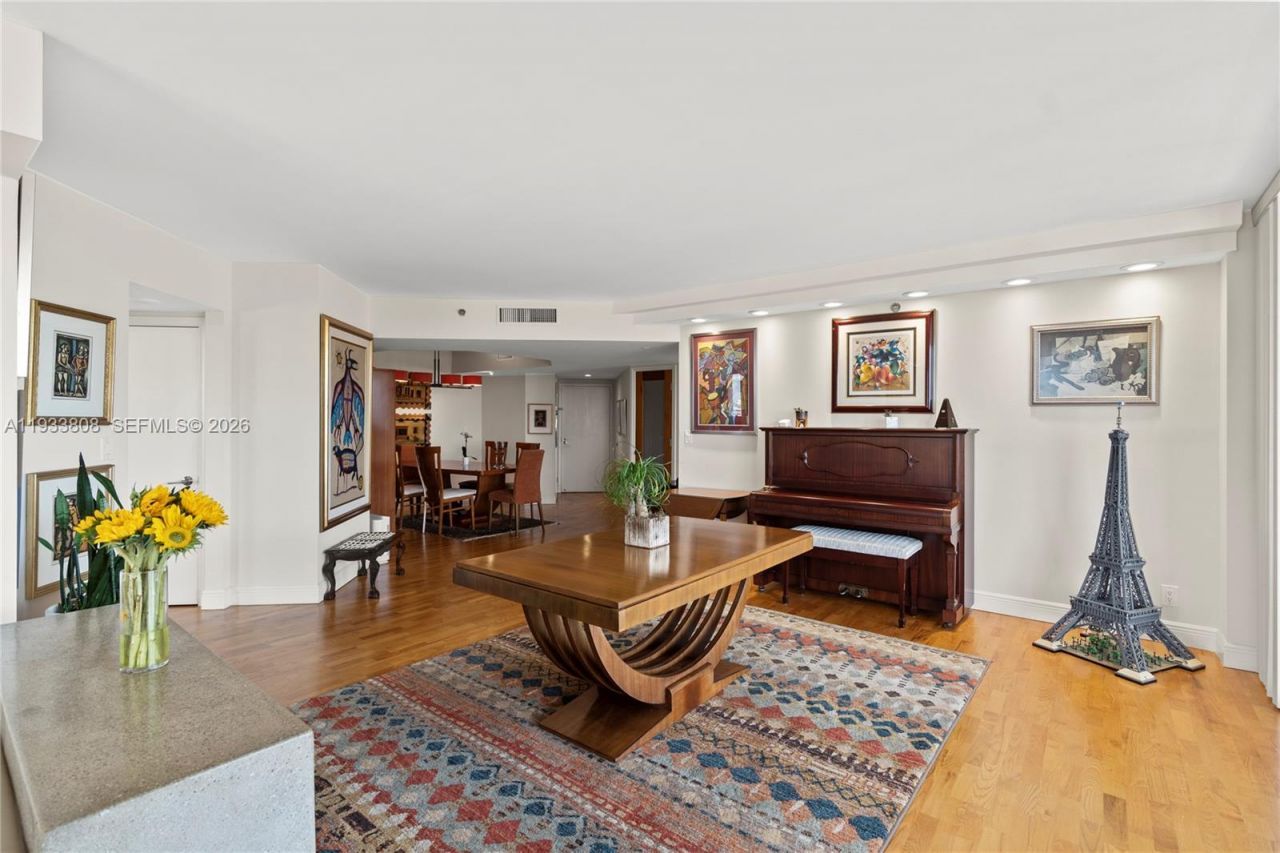 3598 Yacht Club Dr, Unit 1003, Aventura, FL 33180 Photo