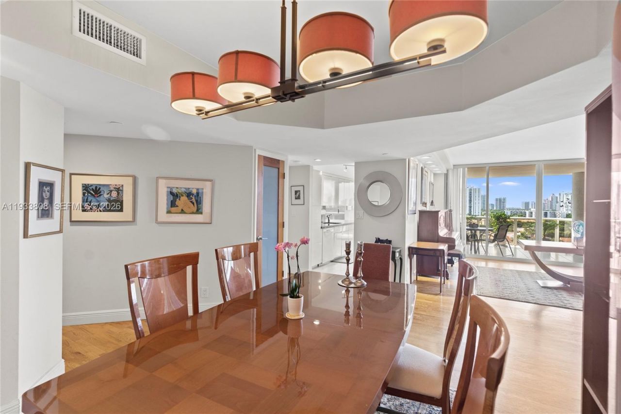 3598 Yacht Club Dr, Unit 1003, Aventura, FL 33180 Photo