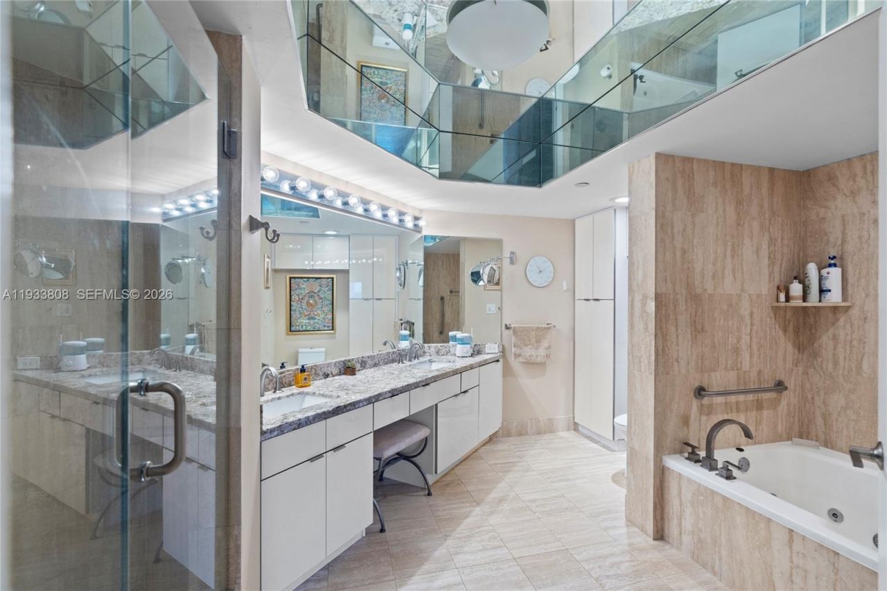 3598 Yacht Club Dr, Unit 1003, Aventura, FL 33180 Photo