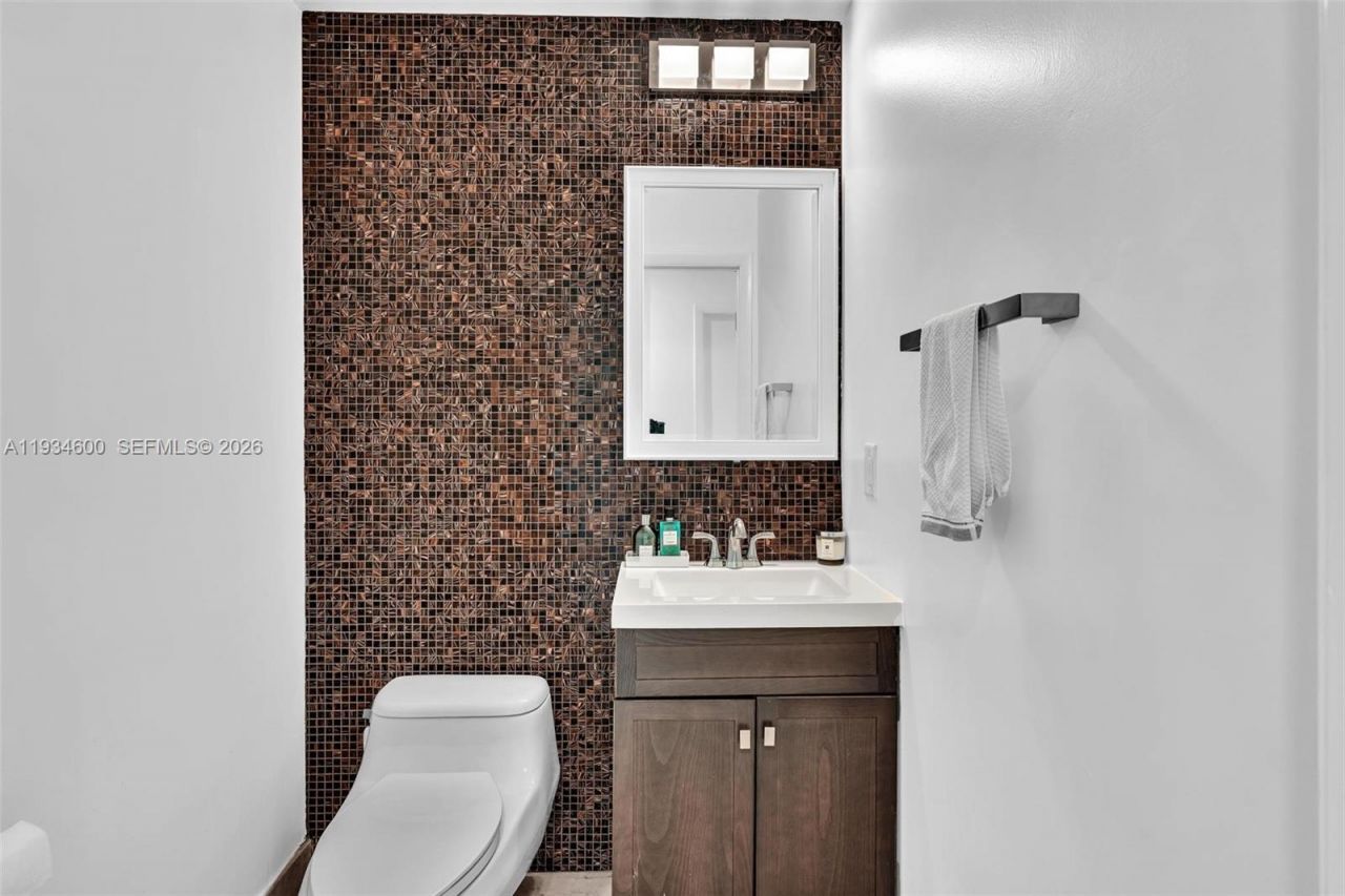 3340 NE 190th St, Unit 1109, Aventura, FL 33180 Photo