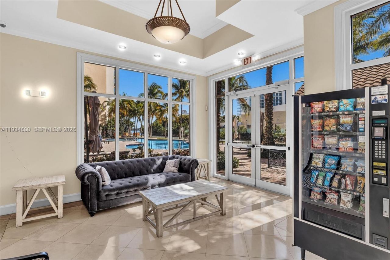 3340 NE 190th St, Unit 1109, Aventura, FL 33180 Photo