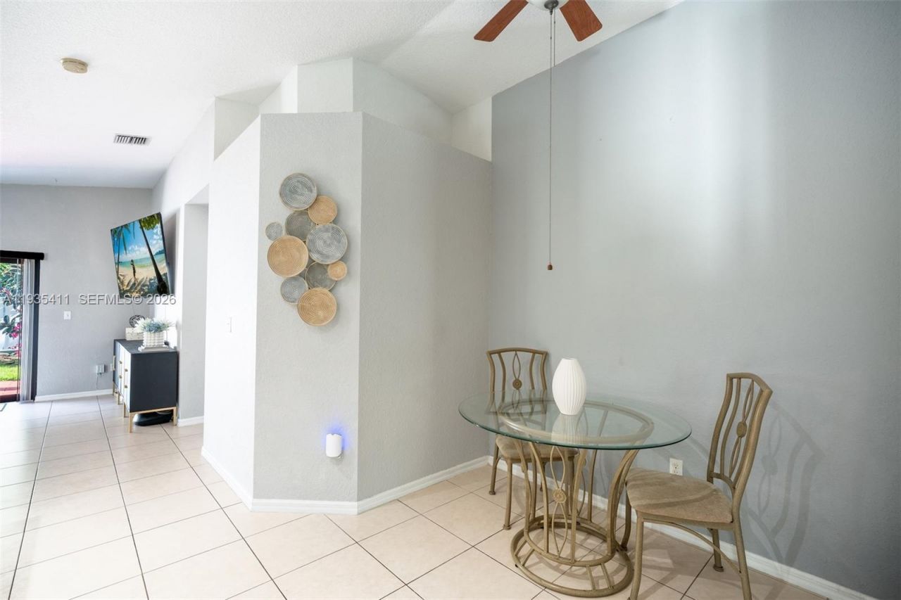 4521 SW 124th Ter, Miramar, FL 33027 Photo