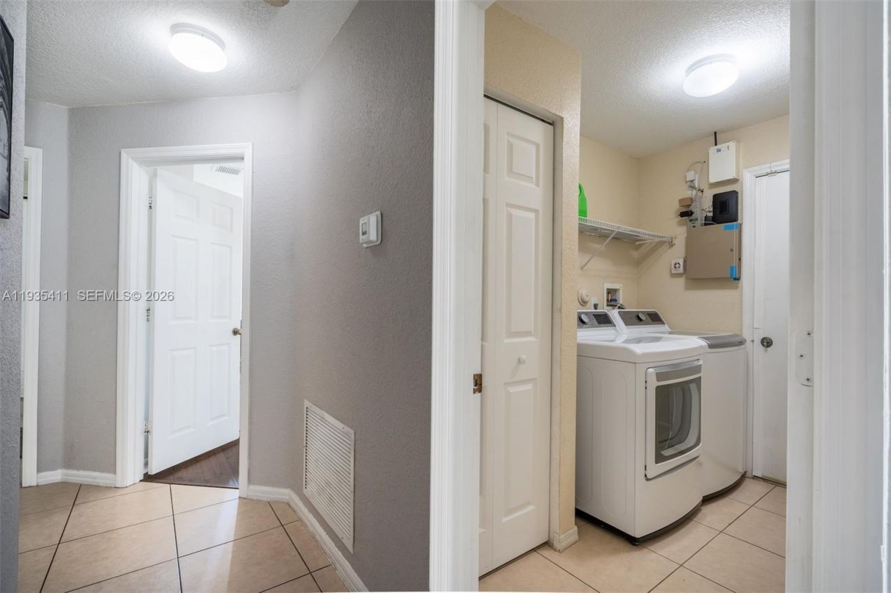 4521 SW 124th Ter, Miramar, FL 33027 Photo