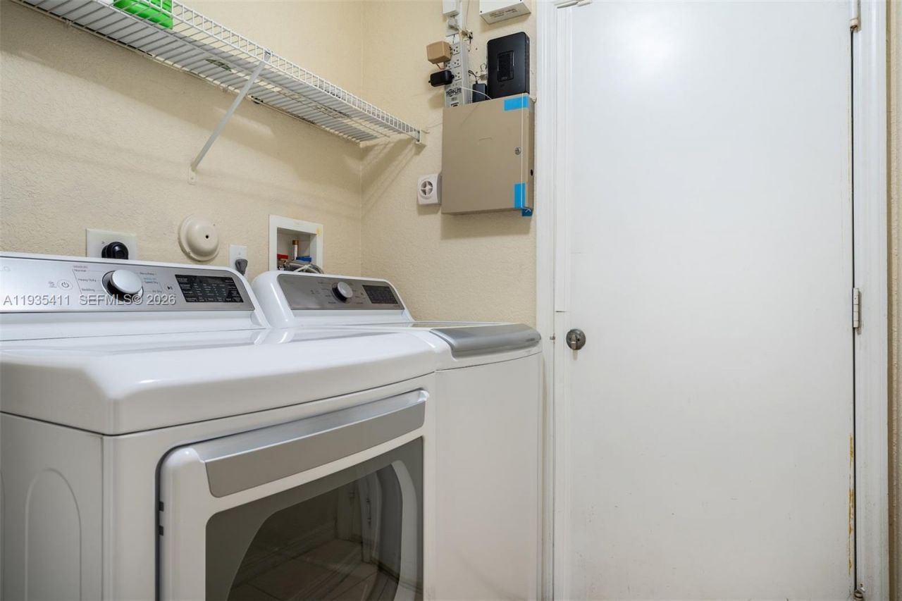 4521 SW 124th Ter, Miramar, FL 33027 Photo