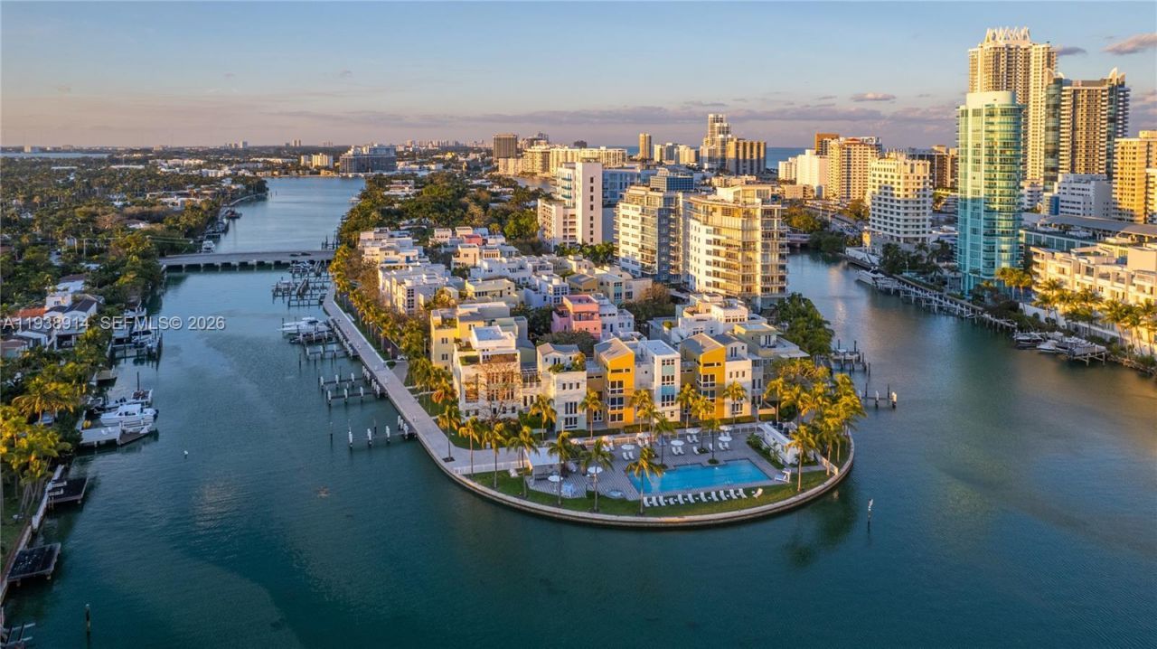 6103 Aqua Ave, Unit 701, Miami Beach, FL 33141 Photo