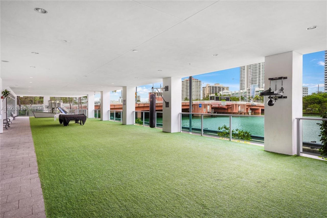 6103 Aqua Ave, Unit 701, Miami Beach, FL 33141 Photo