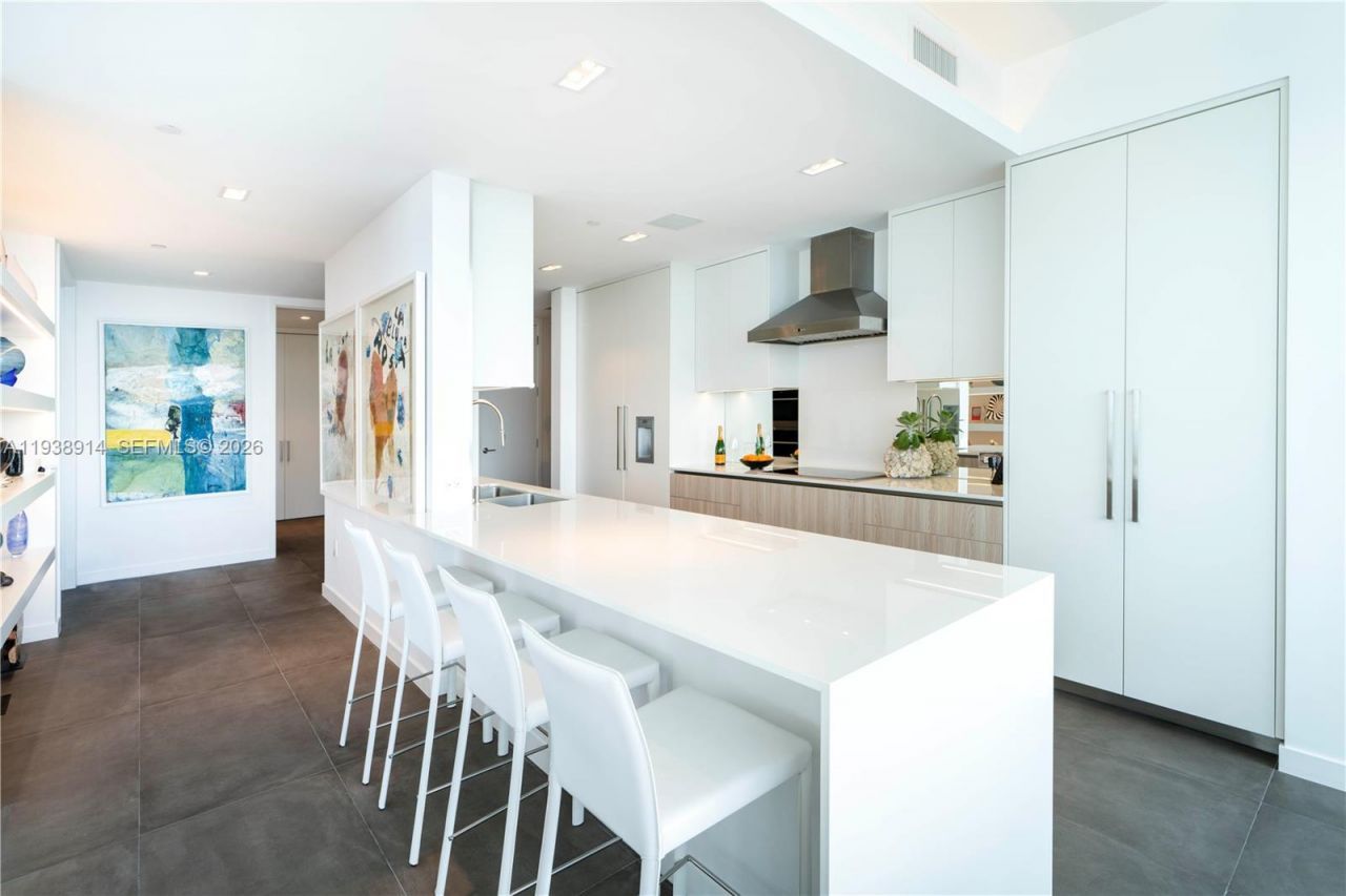 6103 Aqua Ave, Unit 701, Miami Beach, FL 33141 Photo