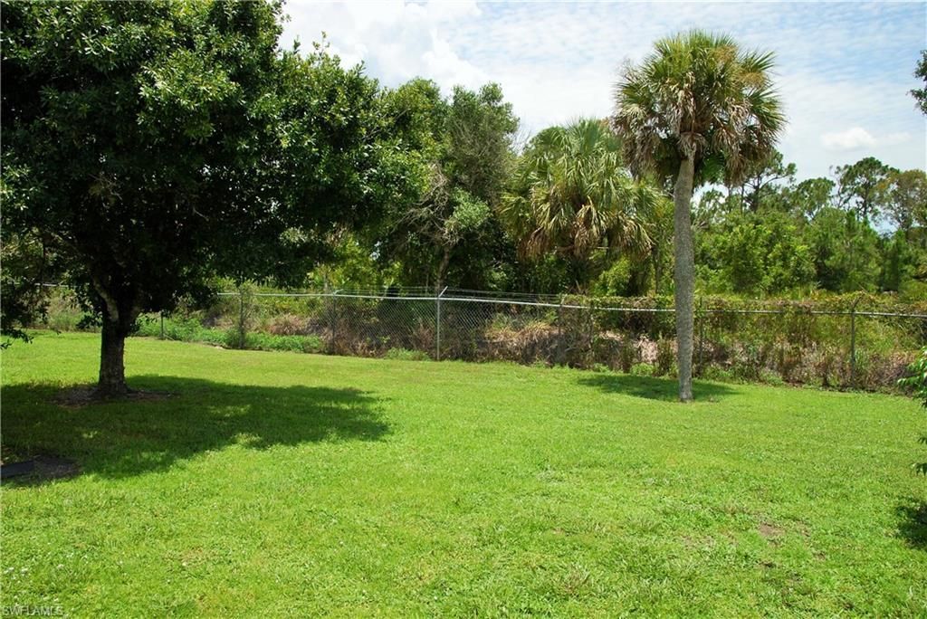 421 Snead Dr , North Fort Myers, FL 33903 Photo