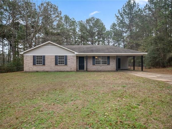 7676 Walter Tanner Road, Wilmer, AL 36587