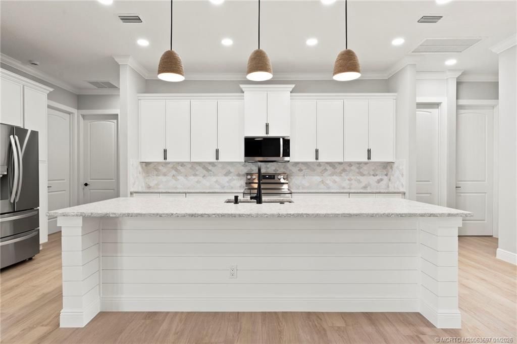 3834 NE Barbara Drive, Jensen Beach, FL 34957 Photo