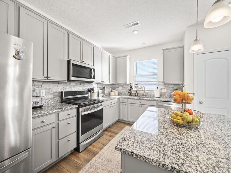 1172 Lake Forest Drive, Hebron, OH 43025 Photo 17