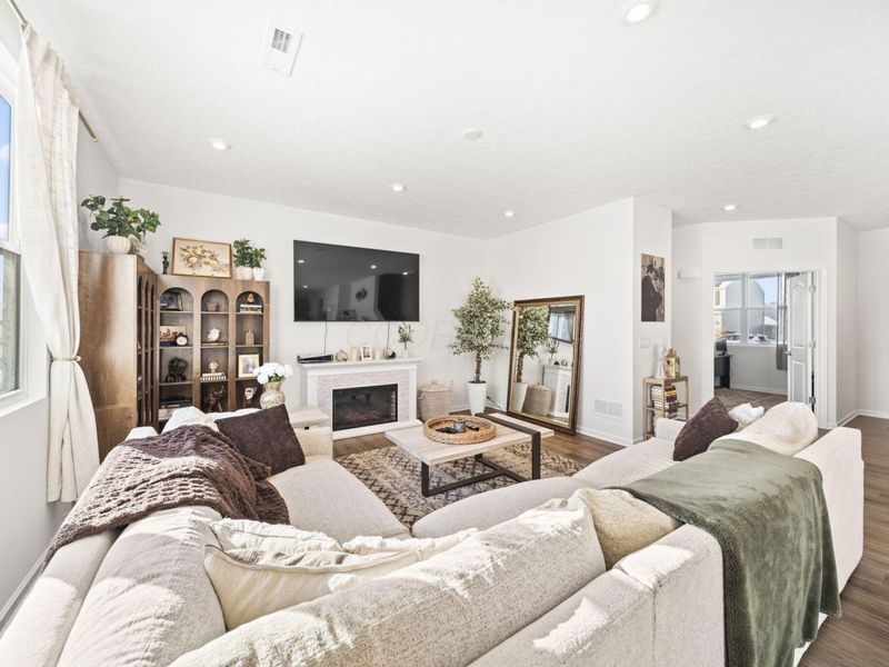 1172 Lake Forest Drive, Hebron, OH 43025 Photo 9