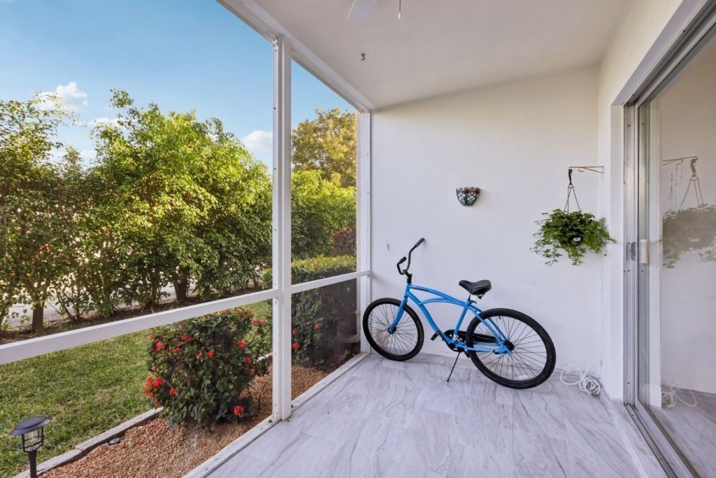 2131 NE 42nd Court, Unit 106E, Lighthouse Point, FL 33064 Photo