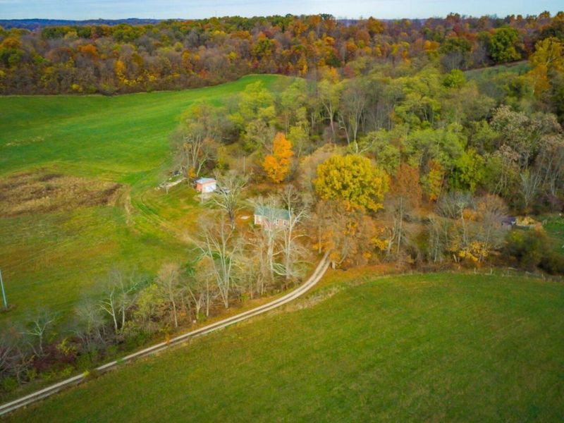 5198 Mckinney Crossing NE, Newark, OH 43055 Photo 2