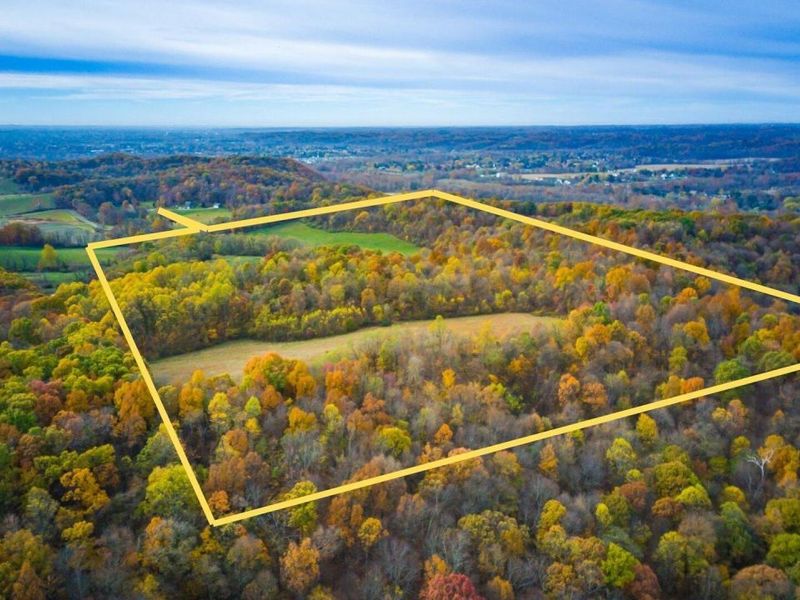 5198 Mckinney Crossing NE, Newark, OH 43055 Photo 3