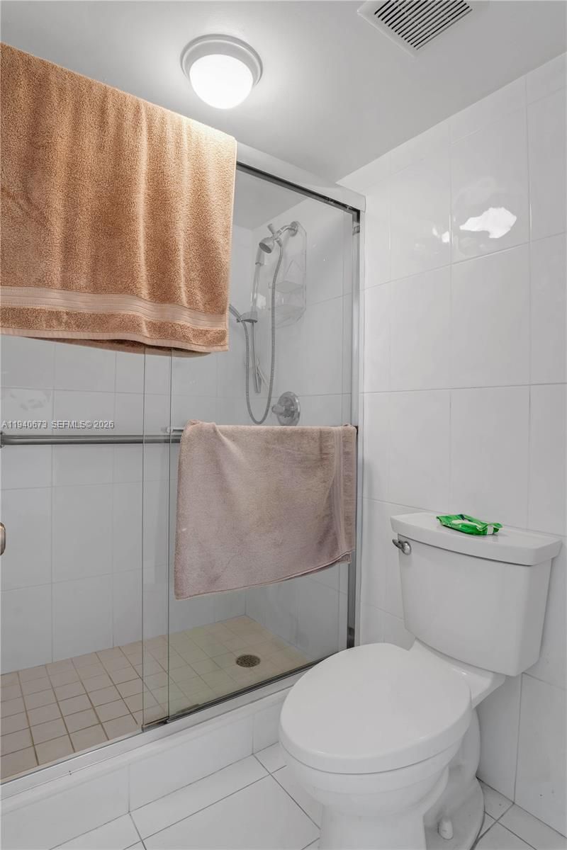 7801 Abbott Ave, Unit 302, Miami Beach, FL 33141 Photo