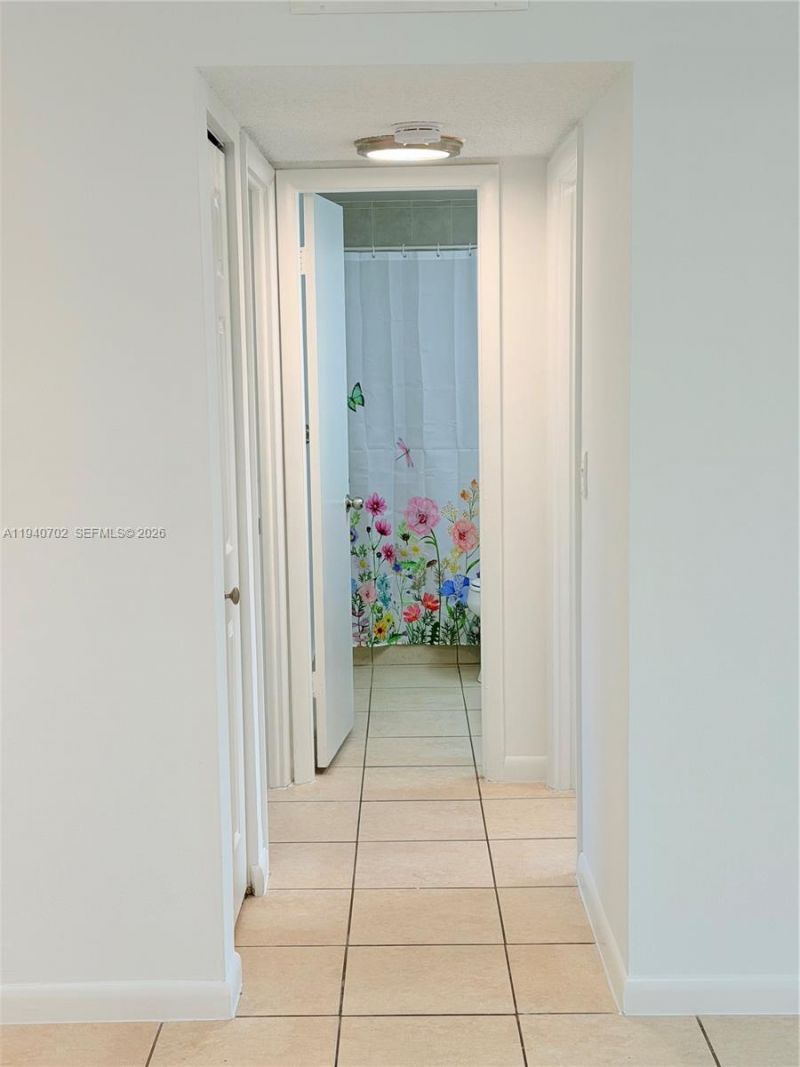 7840 Camino Real, Unit P303, Miami, FL 33143 Photo