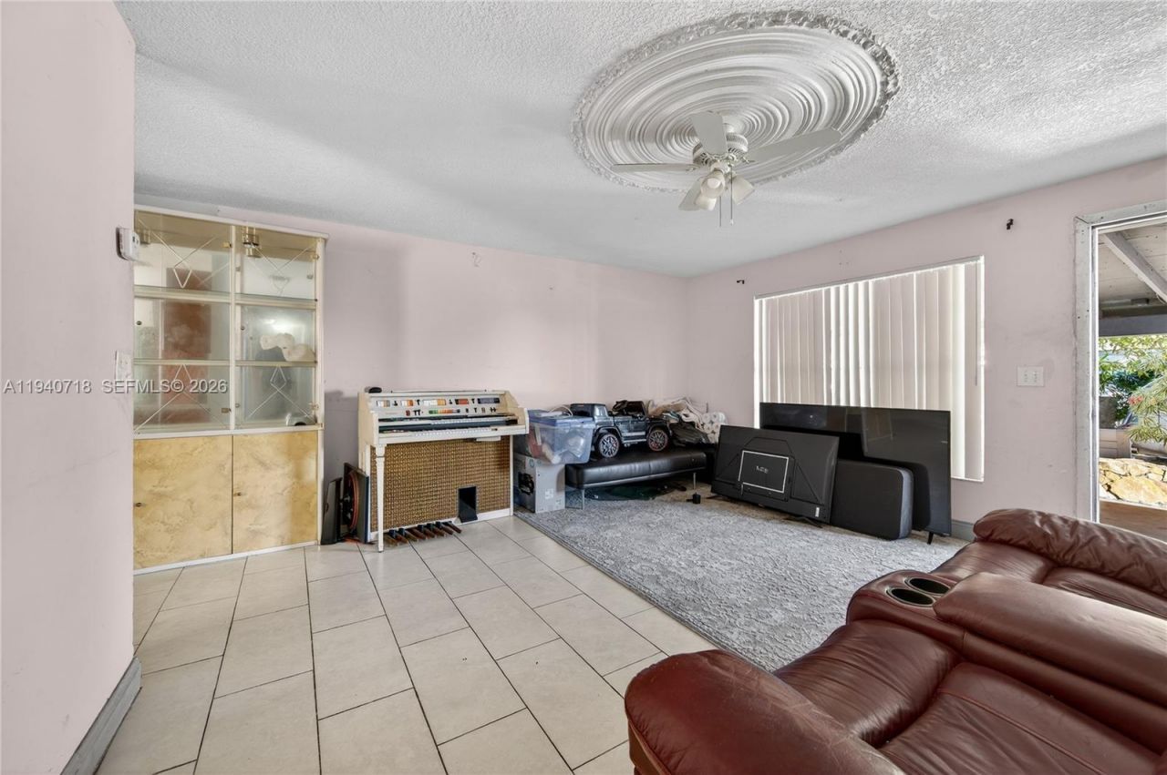 2021 NW 29th Ave , Fort Lauderdale, FL 33311 Photo