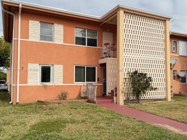 3671 SW 10th St , Unit 9B, Miami, FL 33135