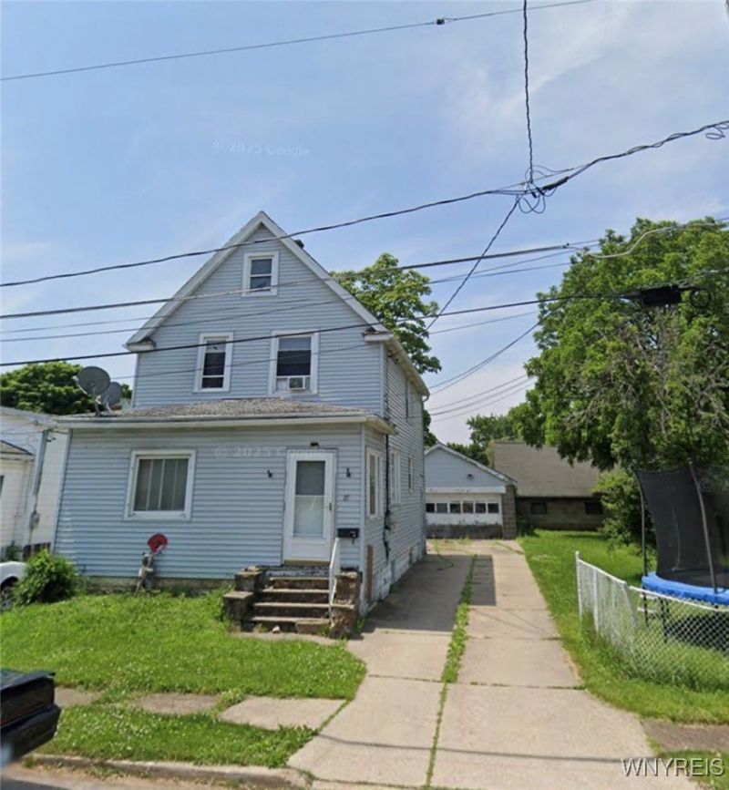 15 Monroe Street, Lackawanna, NY 14218 Main Photo
