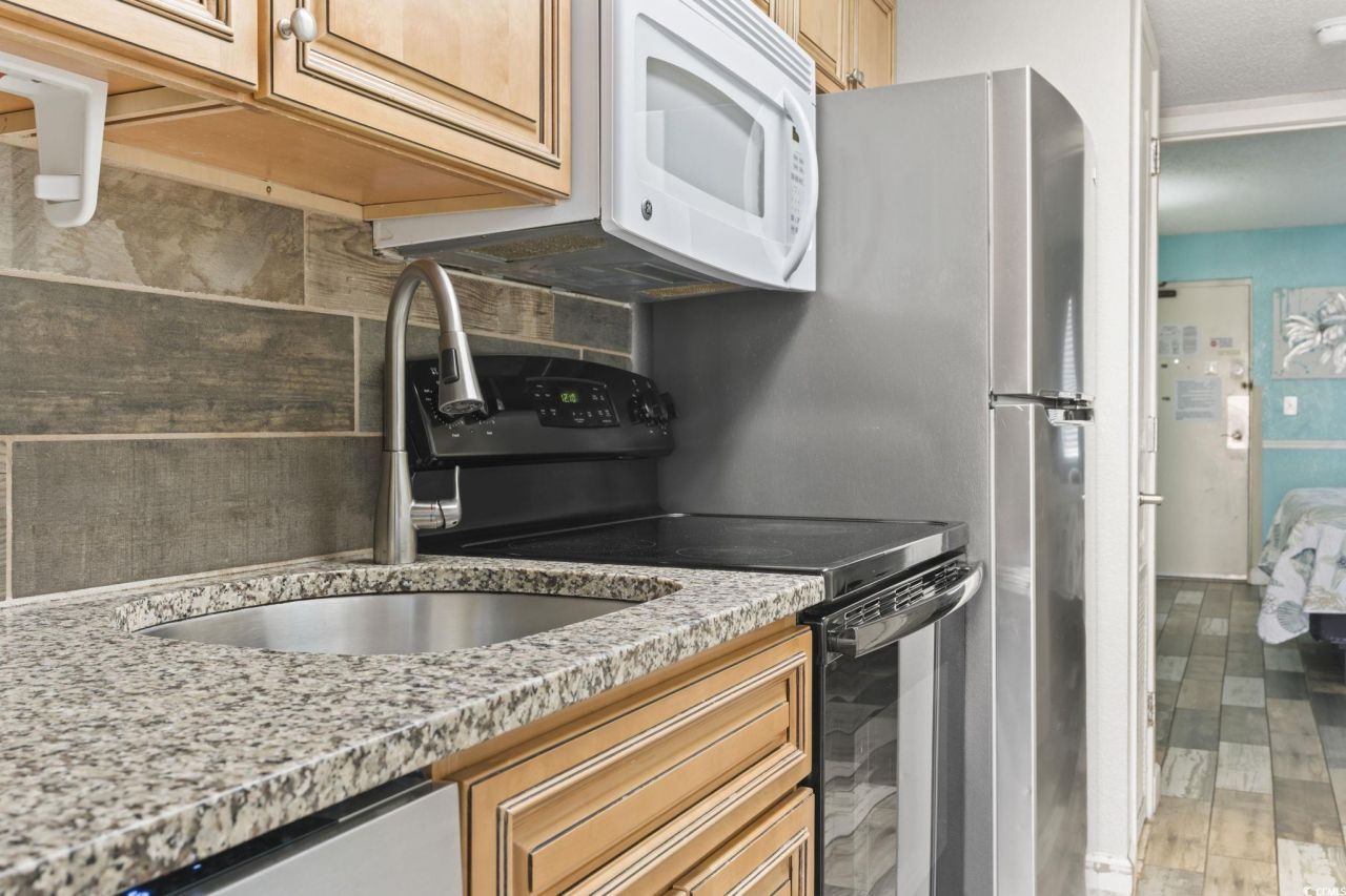 2311 S Ocean Blvd. Photo 11