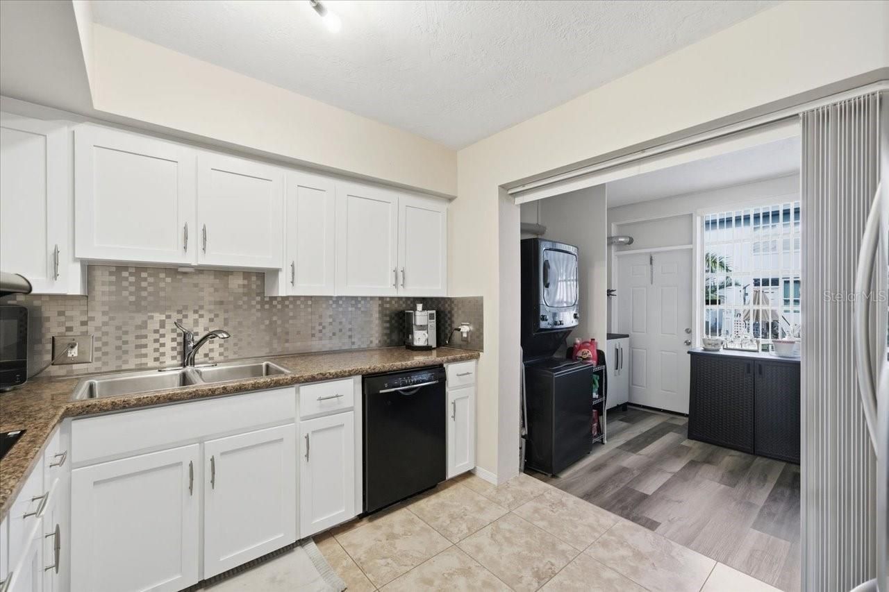 5861 42nd Terrace N, Unit 1608, Kenneth City, FL 33709 Photo