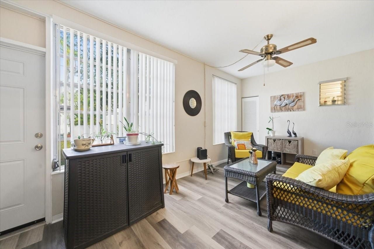 5861 42nd Terrace N, Unit 1608, Kenneth City, FL 33709 Photo