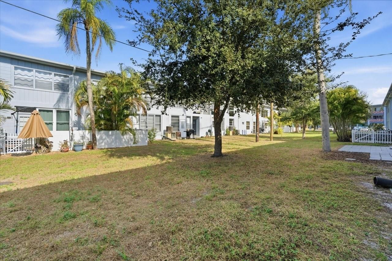 5861 42nd Terrace N, Unit 1608, Kenneth City, FL 33709 Photo