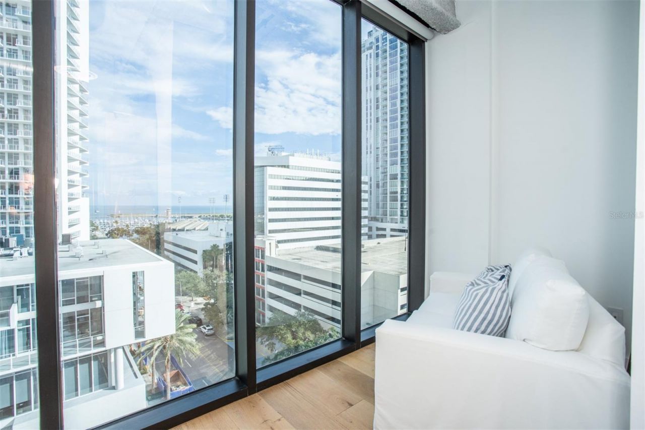 175 2nd Street S, Unit 808, Saint Petersburg, FL 33701 Photo