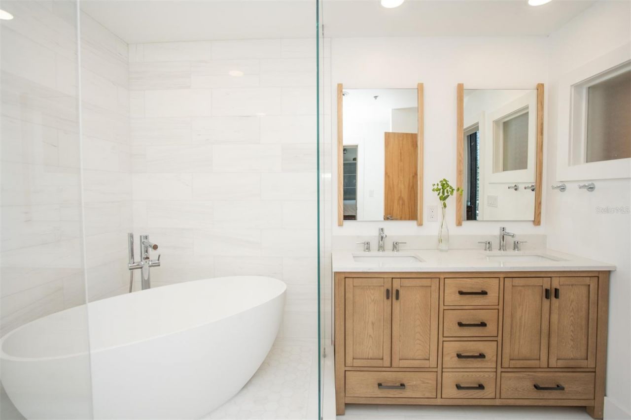 175 2nd Street S, Unit 808, Saint Petersburg, FL 33701 Photo