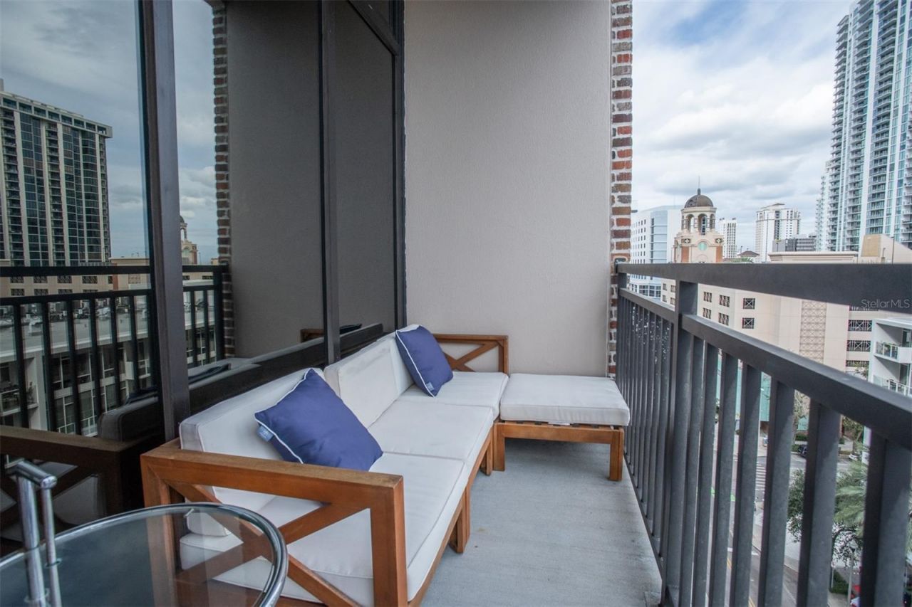 175 2nd Street S, Unit 808, Saint Petersburg, FL 33701 Photo