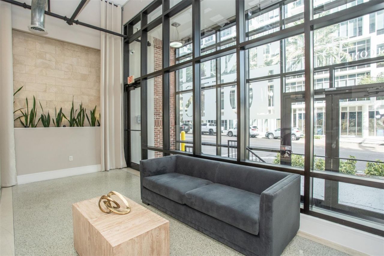 175 2nd Street S, Unit 808, Saint Petersburg, FL 33701 Photo