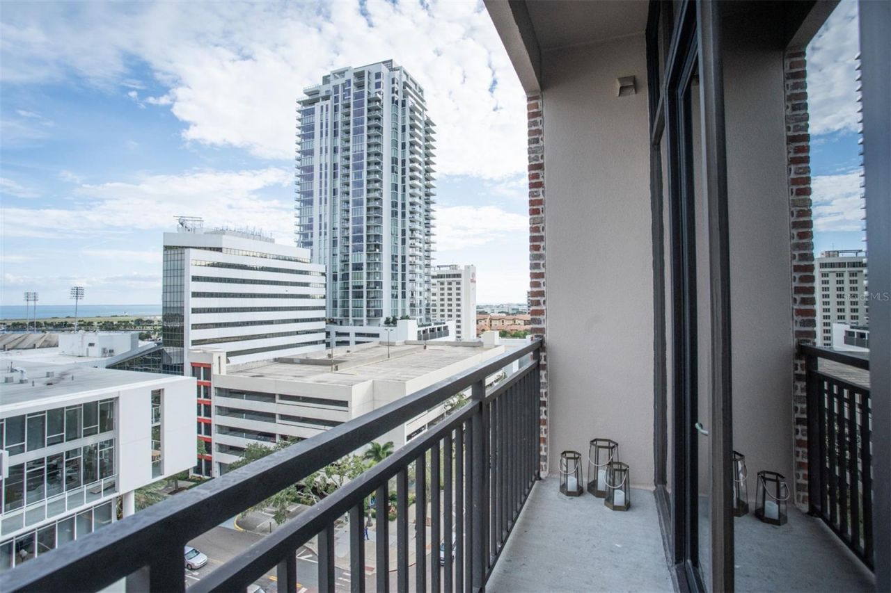 175 2nd Street S, Unit 808, Saint Petersburg, FL 33701 Photo