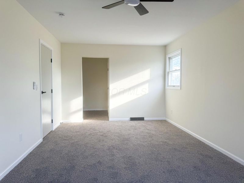 1380 Sunflower Drive, Columbus, OH 43204 Photo 17