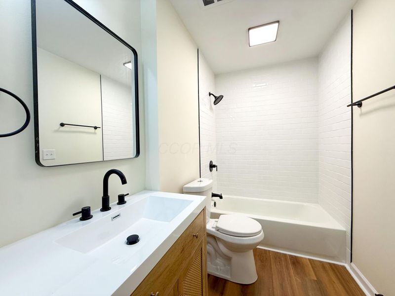 1380 Sunflower Drive, Columbus, OH 43204 Photo 20