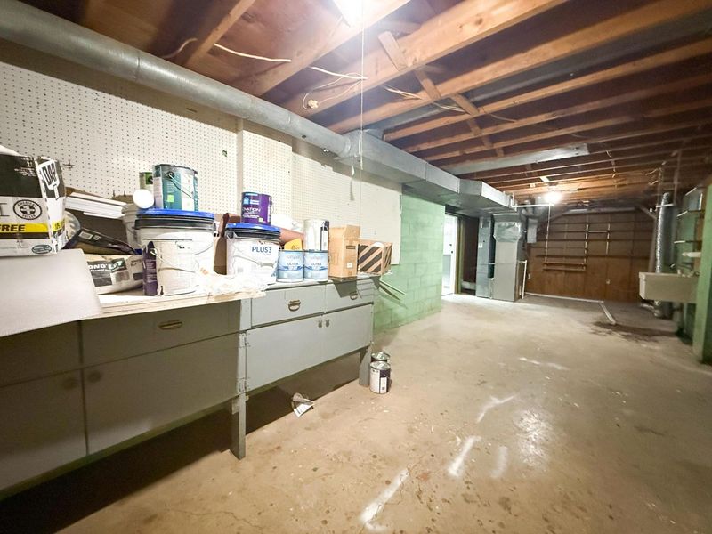 1380 Sunflower Drive, Columbus, OH 43204 Photo 34