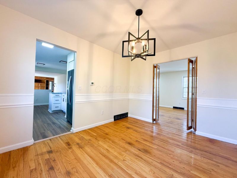 1380 Sunflower Drive, Columbus, OH 43204 Photo 6