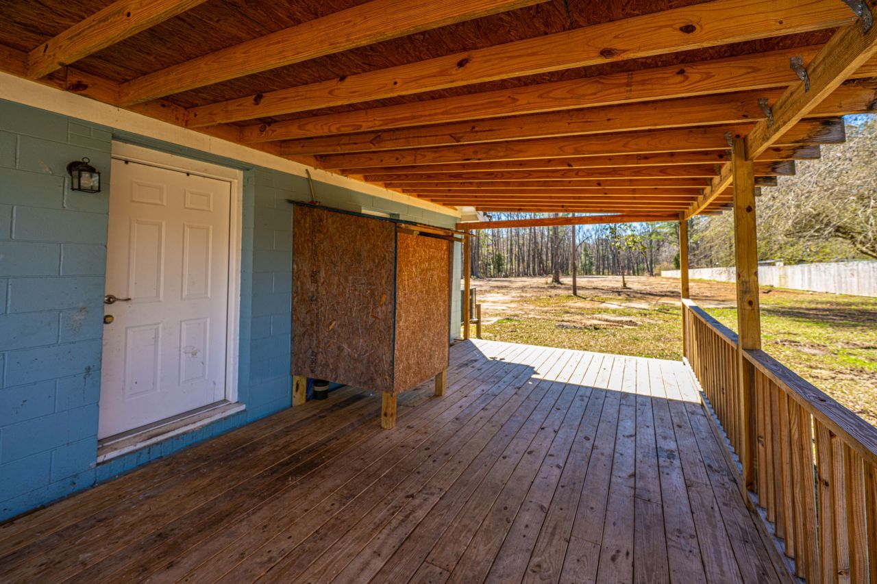 117 Roberts Road Photo 7