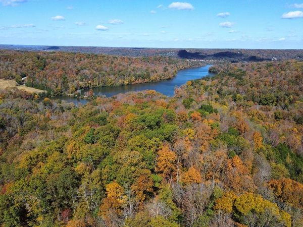 0 Lock A Rd, Charlotte, TN 37036