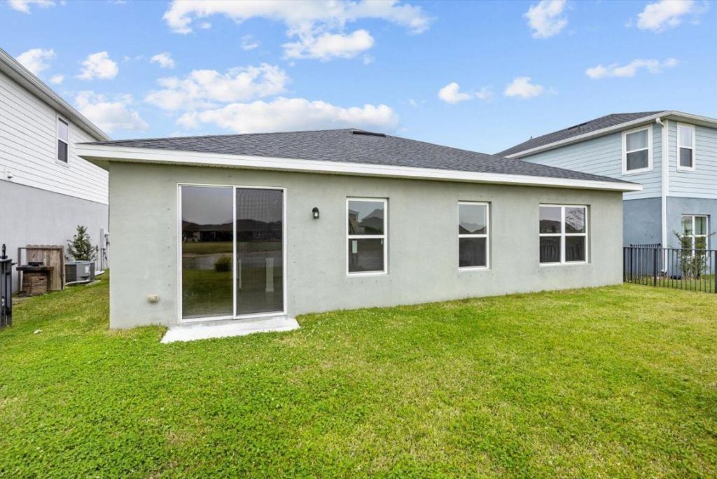 10813 SW Vasari Way, Port Saint Lucie, FL 34987 Photo