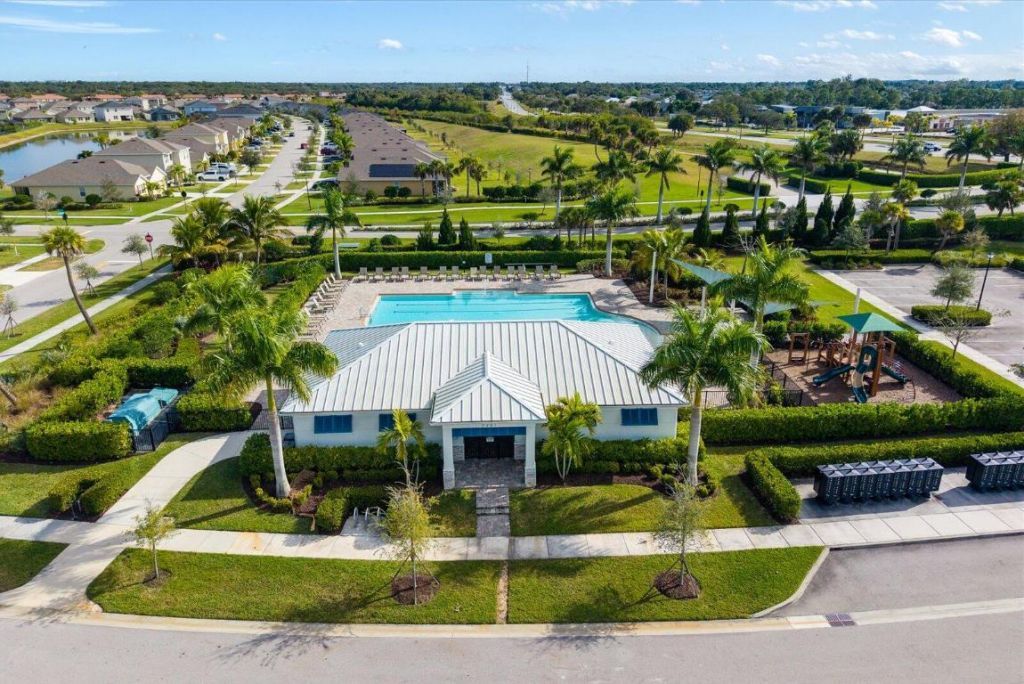 10813 SW Vasari Way, Port Saint Lucie, FL 34987 Photo