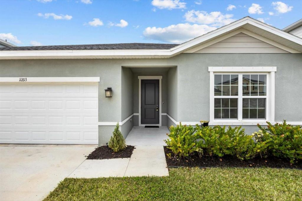 10813 SW Vasari Way, Port Saint Lucie, FL 34987 Photo