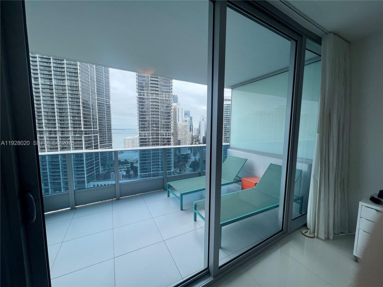 200 Biscayne Boulevard Way, Unit 3106, Miami, FL 33131 Photo