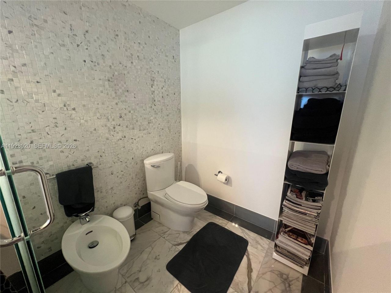 200 Biscayne Boulevard Way, Unit 3106, Miami, FL 33131 Photo