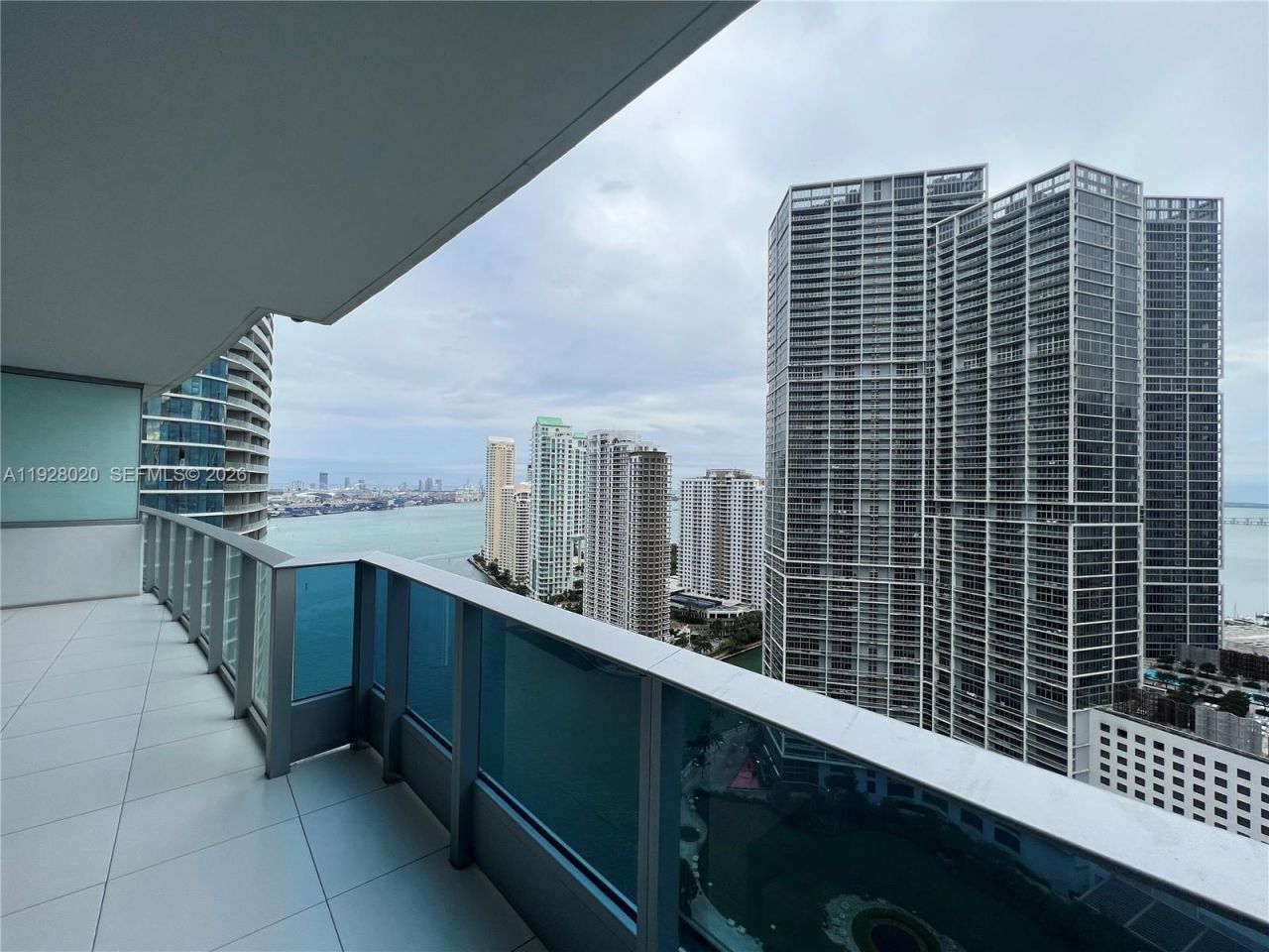 200 Biscayne Boulevard Way, Unit 3106, Miami, FL 33131 Photo