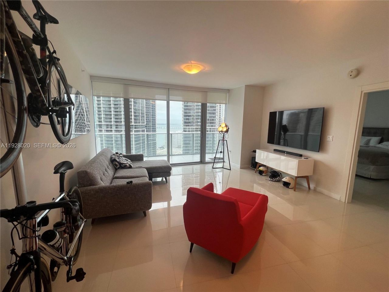 200 Biscayne Boulevard Way, Unit 3106, Miami, FL 33131 Photo